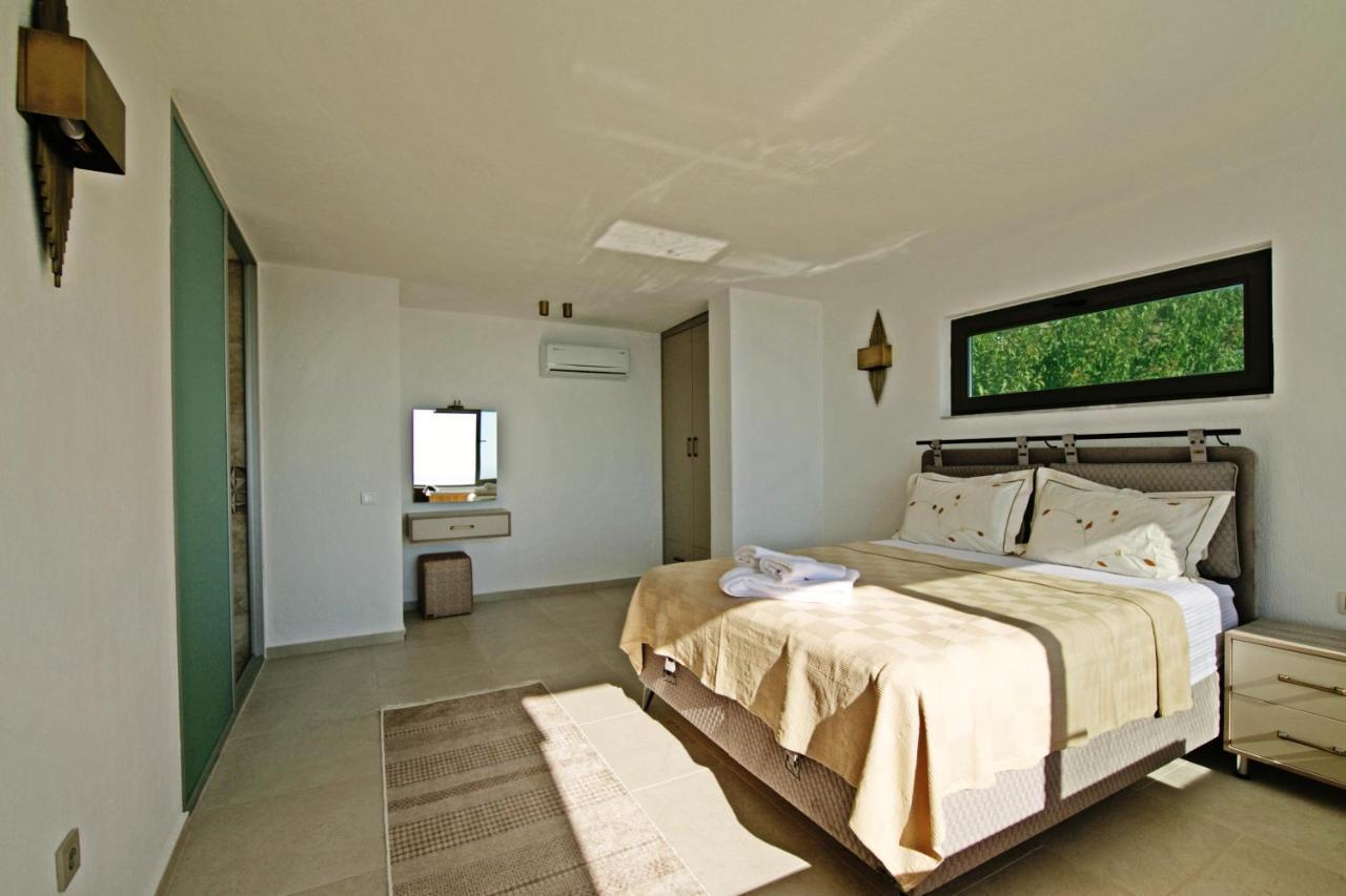 Villa With A Private Heated Pool, Jacuzzi, Overlooking Spectacular Views Of The Sea Kaş Kültér fotó